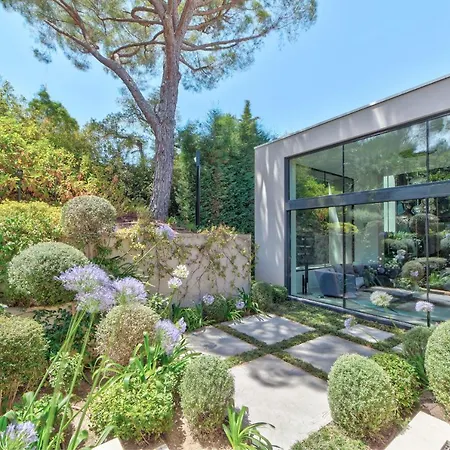 Les Pins Incredible Architect In Ramatuelle *