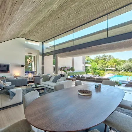 Les Pins Incredible Architect In Ramatuelle Villa